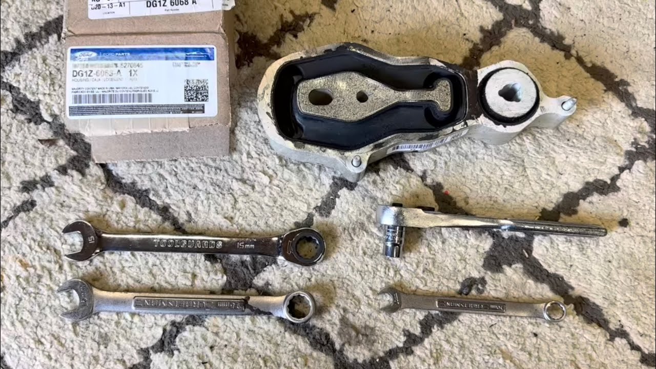 2013-2019 Ford Taurus 3.5 N/A  Torque Strut/Lower Trans Mount Replacement