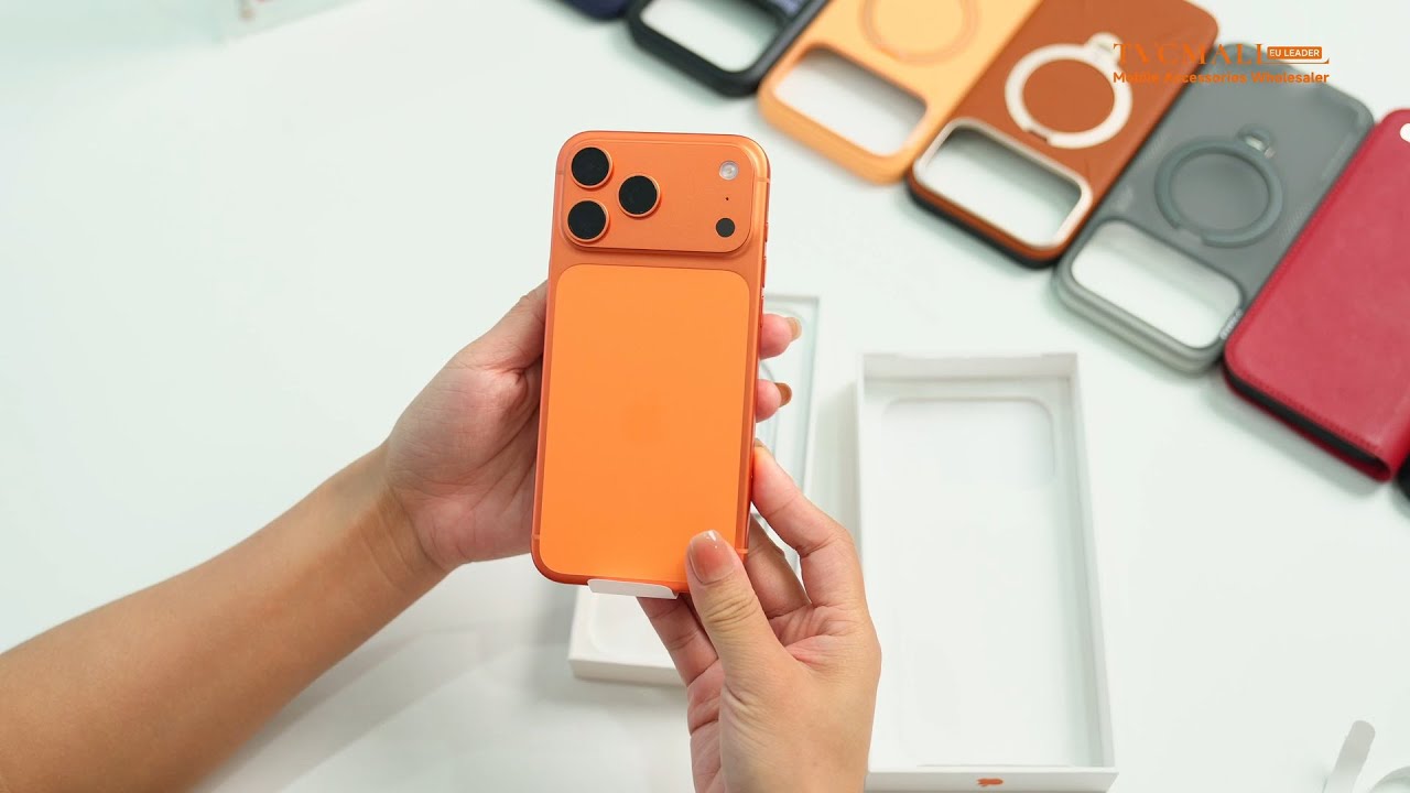 Распаковка iPhone 17 Pro Max в цвете «Космический оранжевый» и лучшие аксессуары для его стильног...