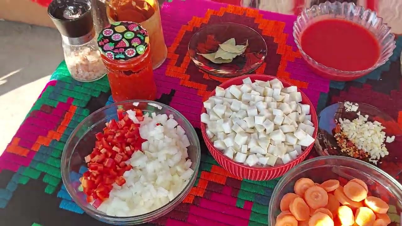 GULAS DE FASOLE LA CEAUN DE ZIUA NATIONALA