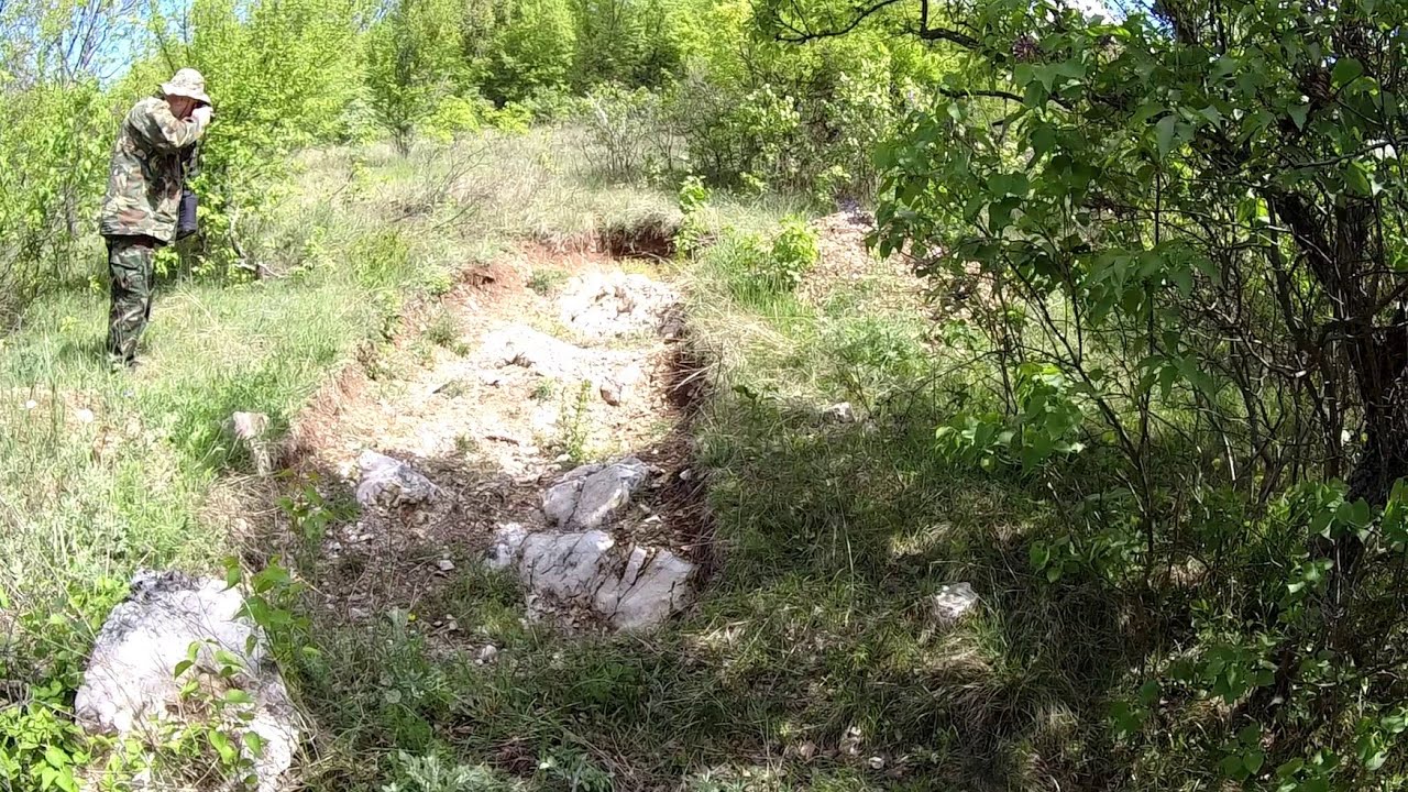 вр.