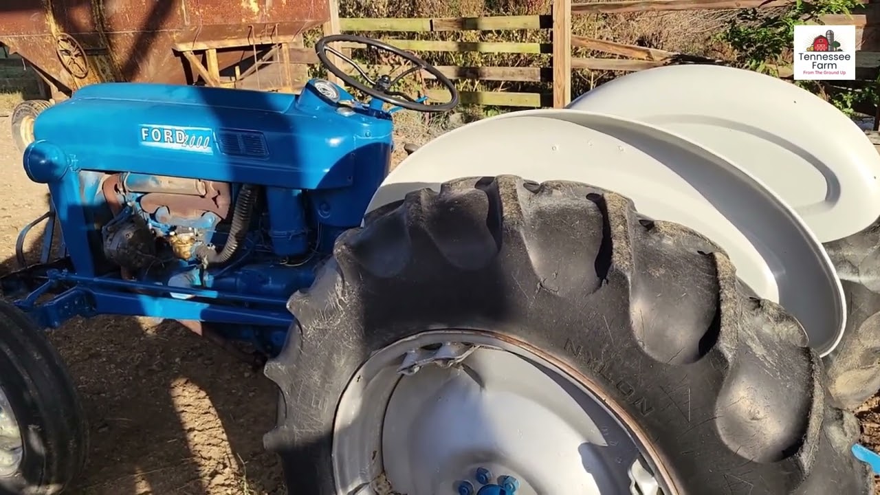 1962 Ford 2000 Tractor