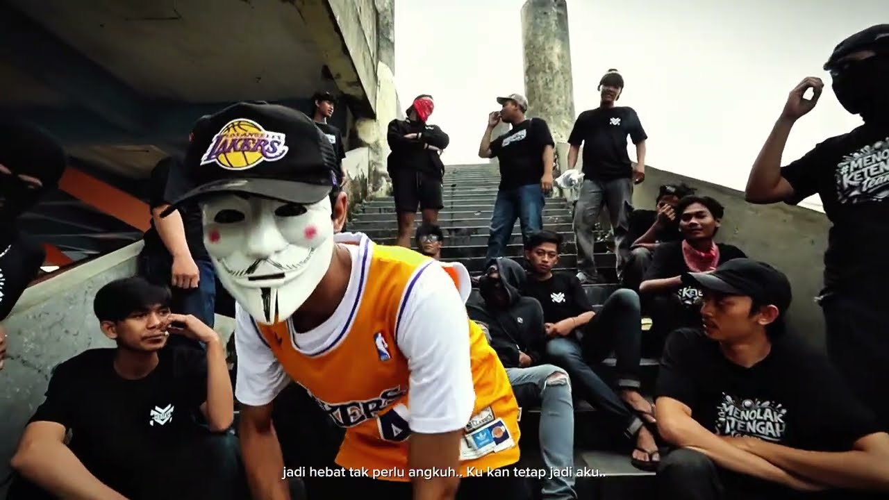 #MENOLAKKETENGAHTEAM (media14)