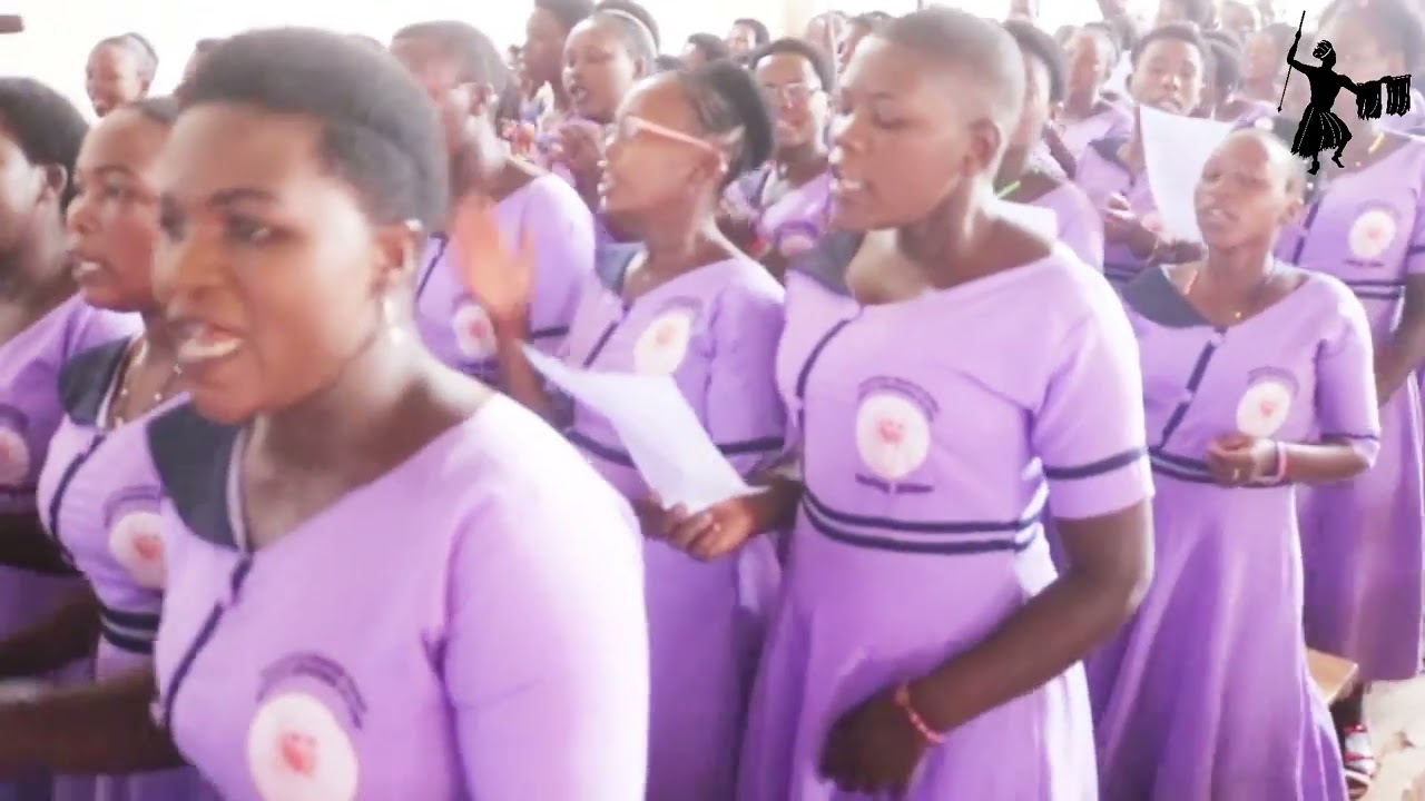iNKUKA y iMISA UBUkENGURUTSi  bwimyaka  30ANS  chorale nezerwa imaze ininahaza imana (paroisse yoba)