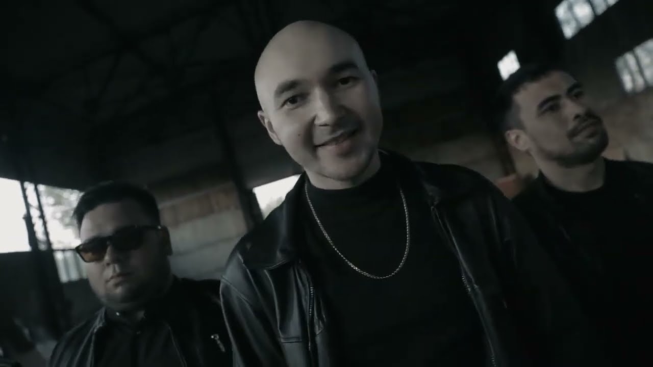 RENA RNT x RODY DILLON -  КОРОТ