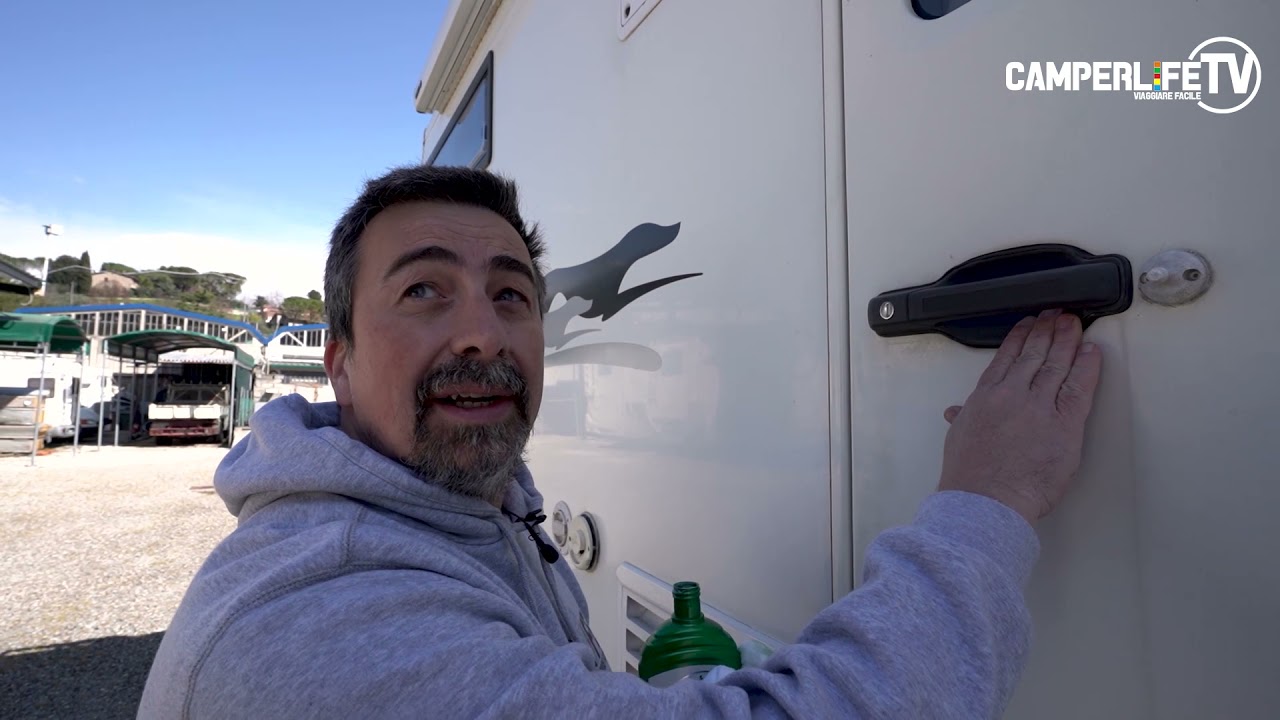 Lucidatura del camper