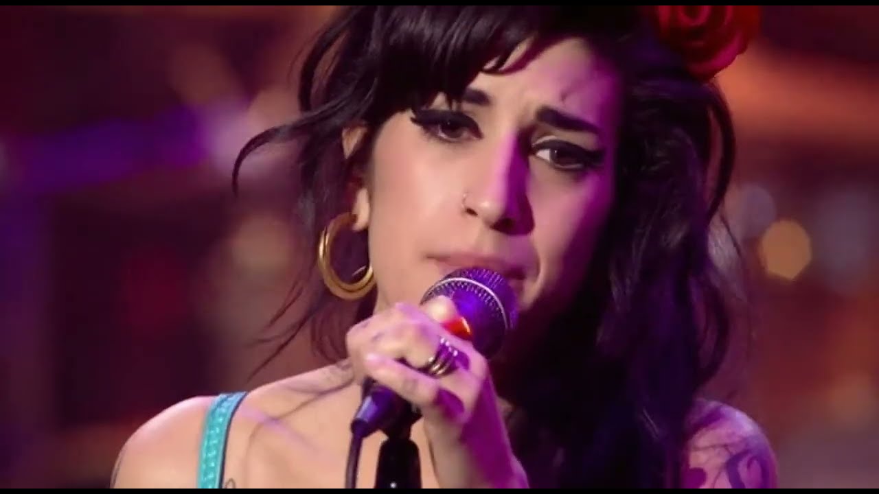 Amy Winehouse Unforgettable Performances - Pure Artistry