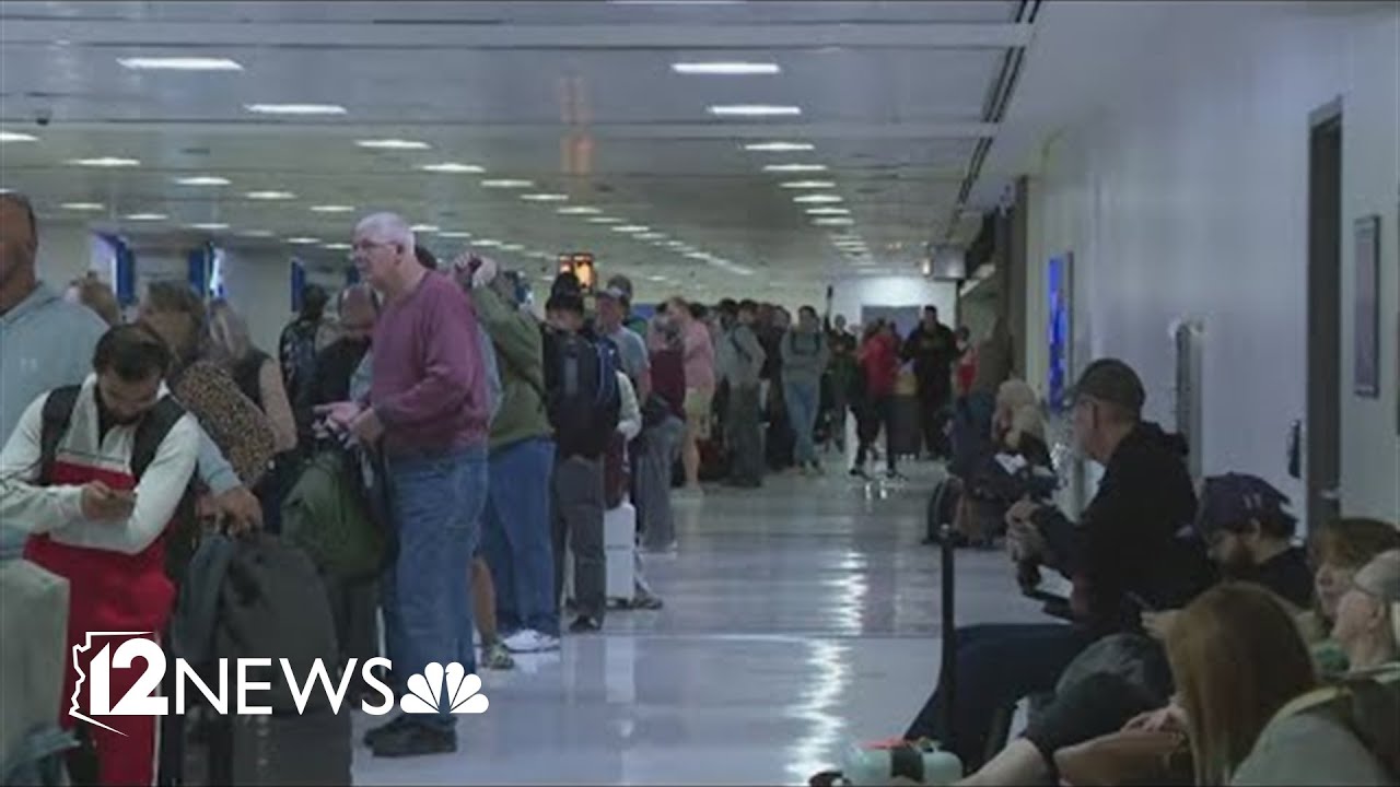 Long lines reported at Sky Harbor Airport