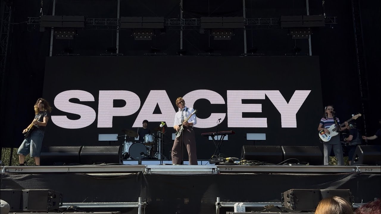 Spacey Jane - Through My Teeth - 10/4/2025 - Austin City Limits Festival 