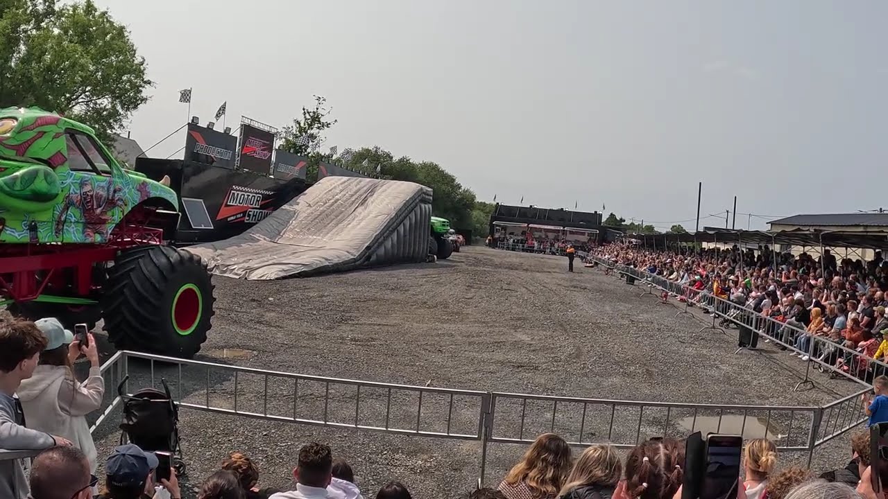 Un buggy fait son show incroyable ! 😱