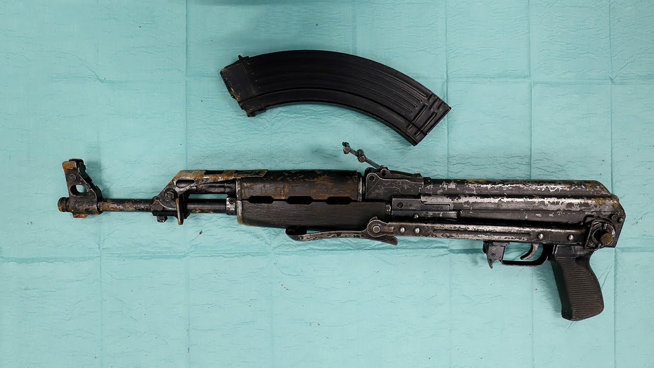 Utrecht: Automatische wapens gevonden in park Transwijk