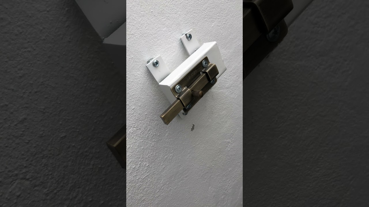 Escalera mágica abatible modelo intermedio para uso regular