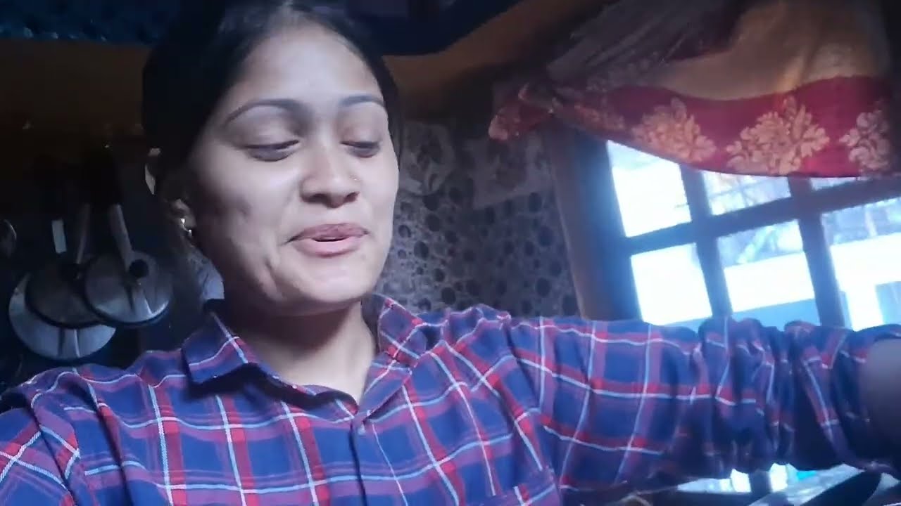 मैने बनाए मोमो घर में ❤️#pahadi #पहाड़ीlifestyle 