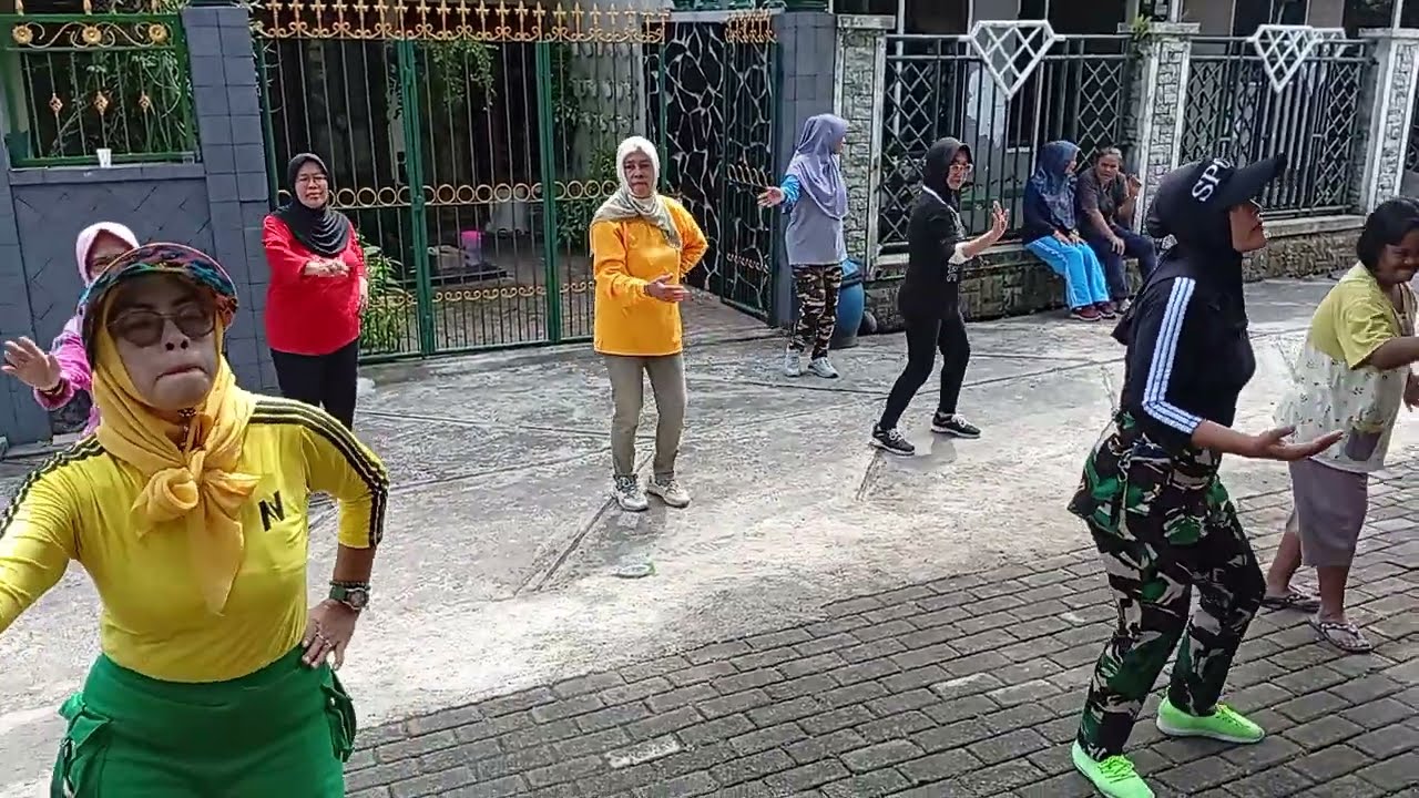 Gus Dur Pendekar Rakyat 🪽⚔️🩷 senam minggu pagi 21 September 2025