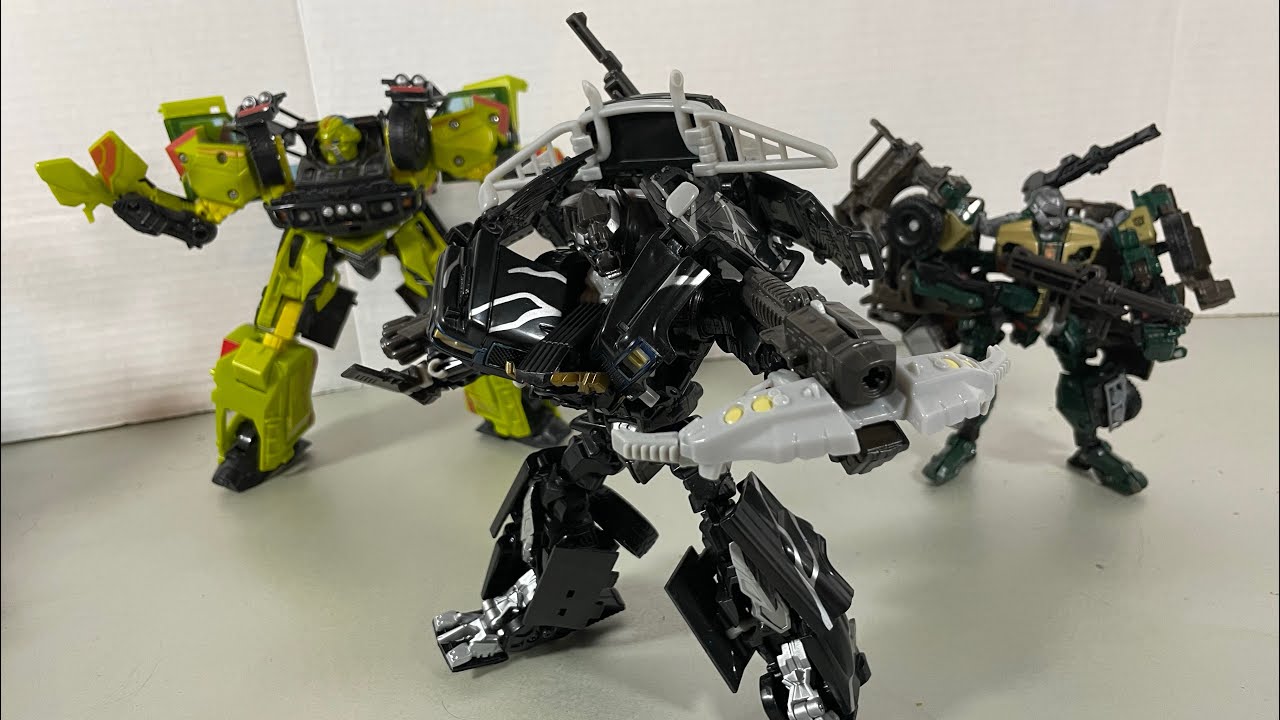WEAPONS SPECIALIST FO SHO! Transformers ROTF (N.E.S.T.)Voyager Class Recon IRONHIDE Reviewdeo