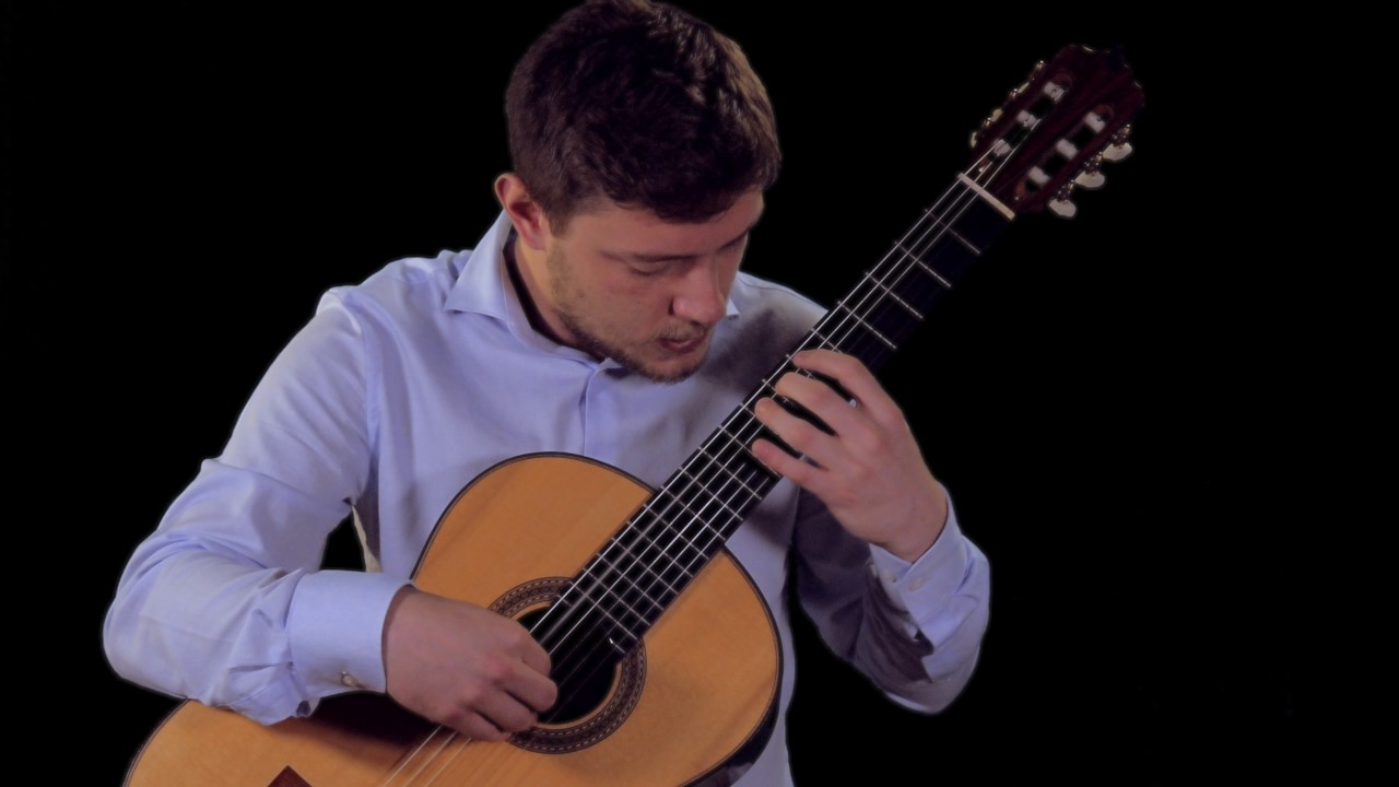 LENNOX BERKELEY - Sonatina op. 51 - Drilon Asllani, guitar