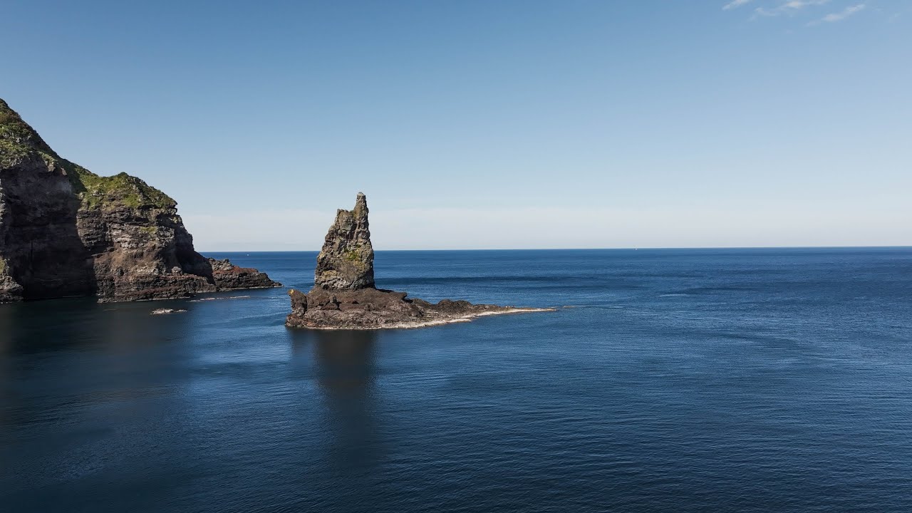日本記録が出る離島の断崖で大物釣りキャンプ。ヒラマサ・石鯛・クエを狙います【日本一周中国地方編 #6】