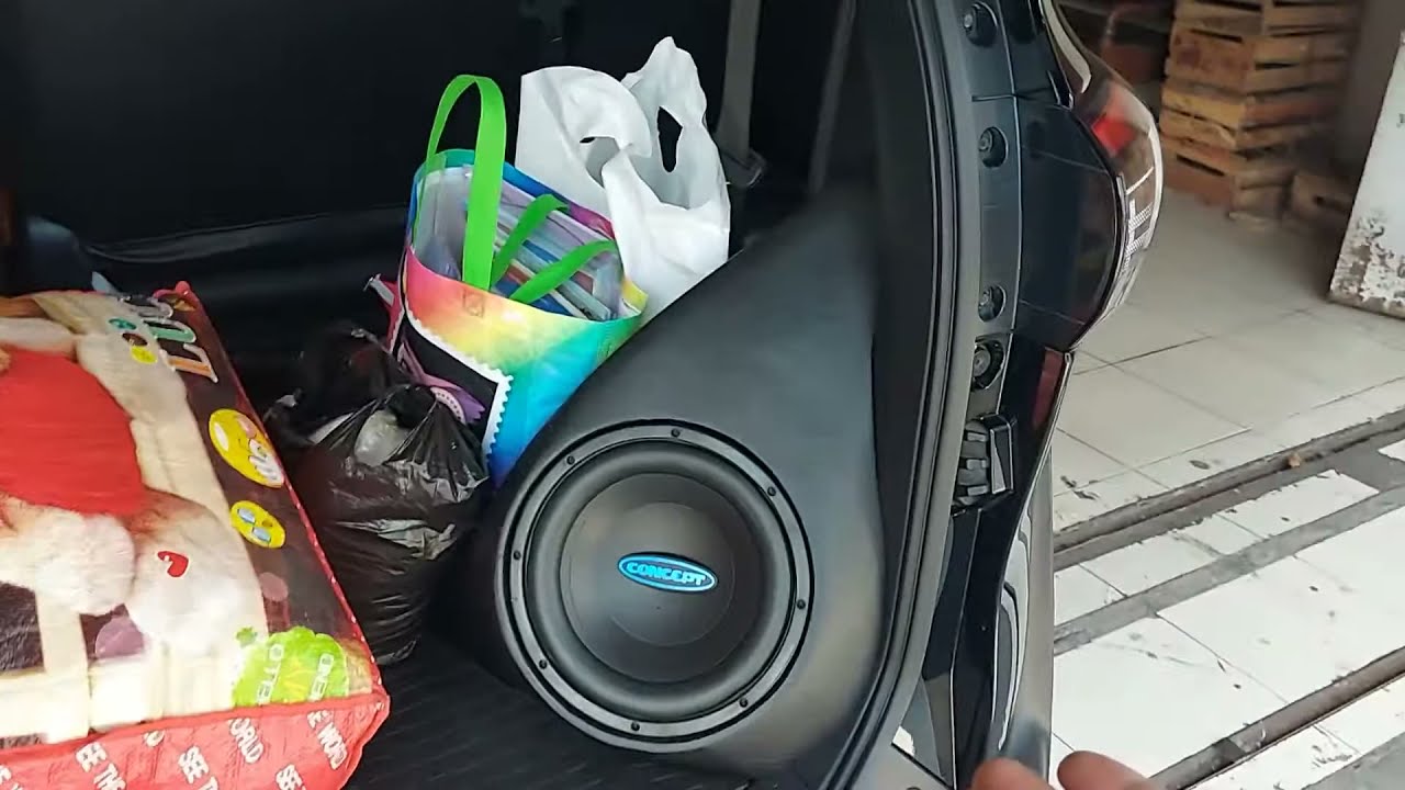 Toyota Sienta Upgrade Audio pakai Full Range Bose