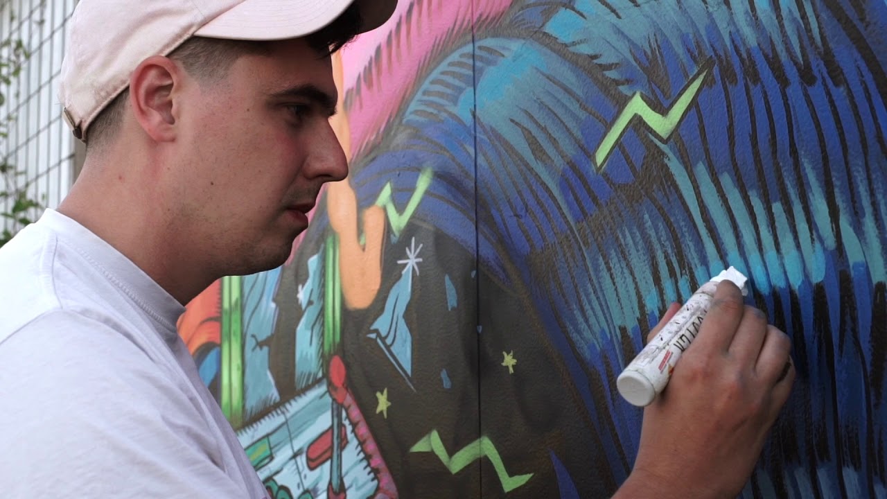 Saucony Art Wall - Alek Morawski 
