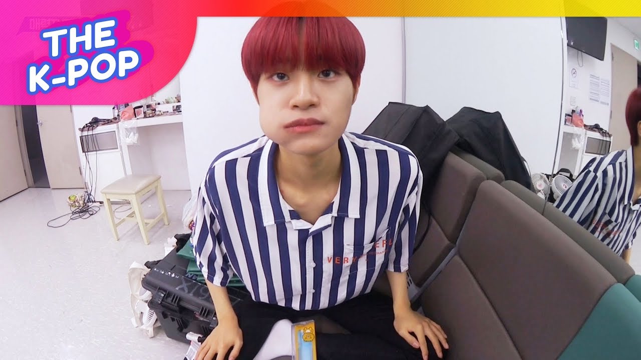 AB6IX, Charming the cam [BEHIND THE SHOW 190604]