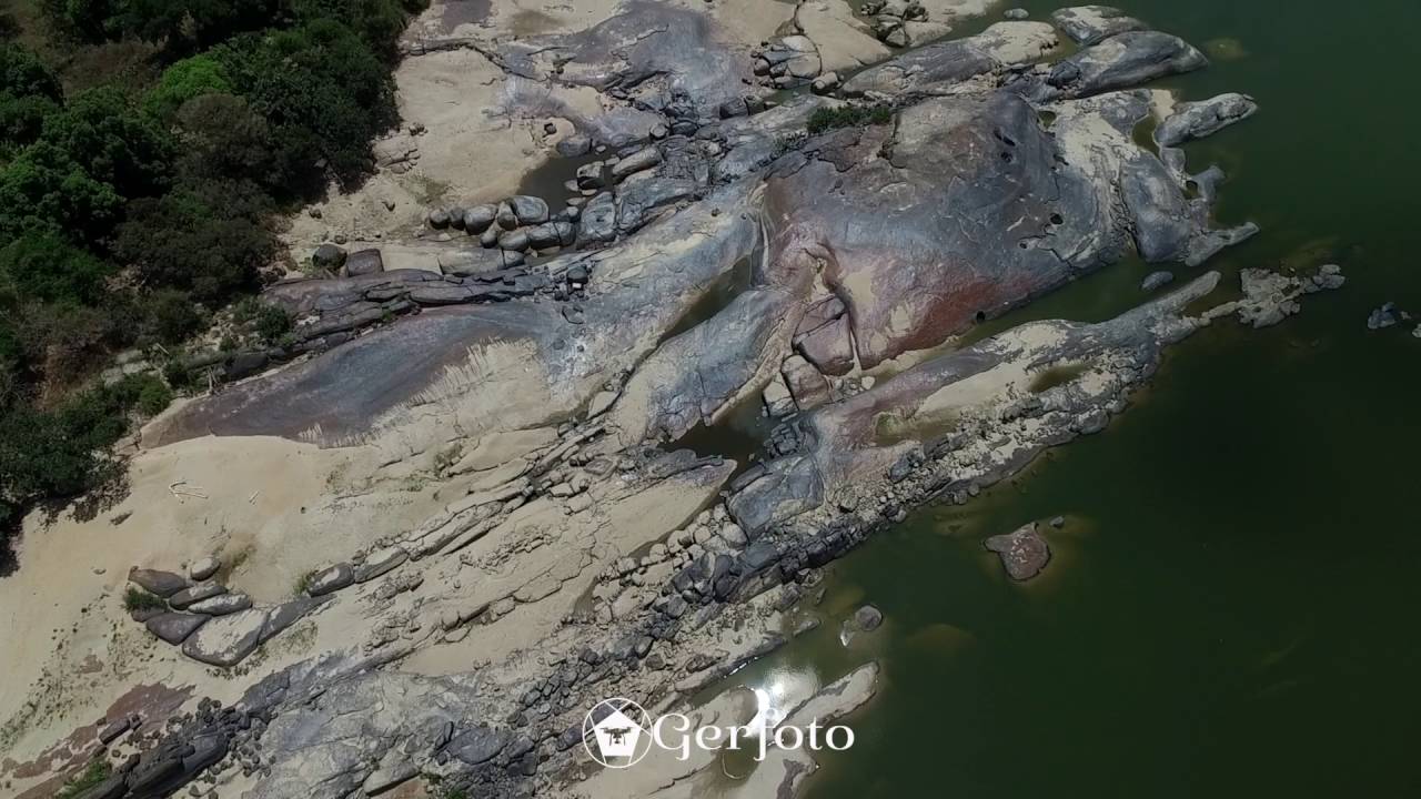 Volando sobre el Rio Orinoco / Flying over Orinoco River