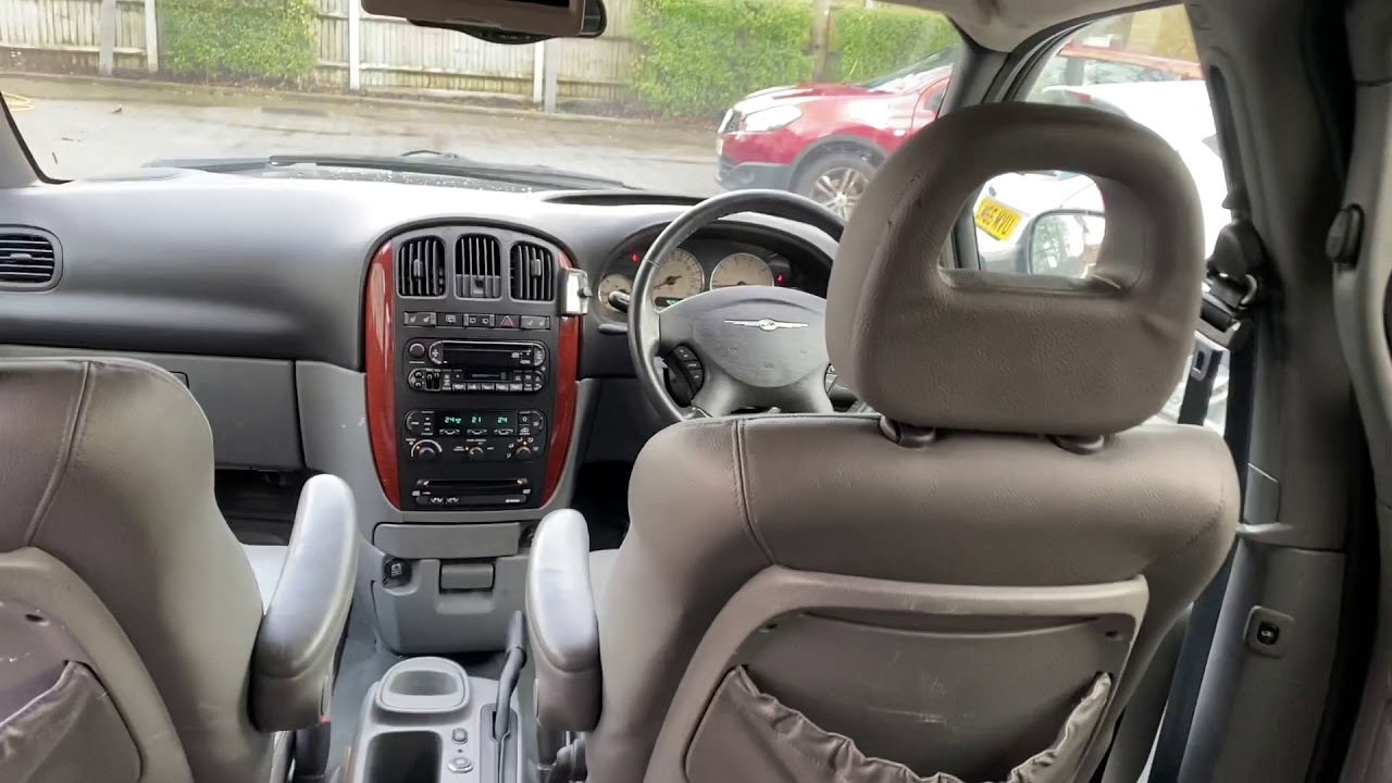 Chrysler Grand Voyager 3.3 Limited 5dr