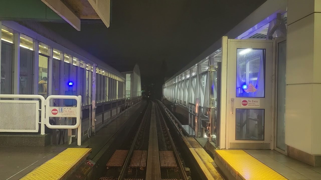 SkyTrain | 1984 UTDC Mark 1 | Expo Line | Patterson to Waterfront | (020)