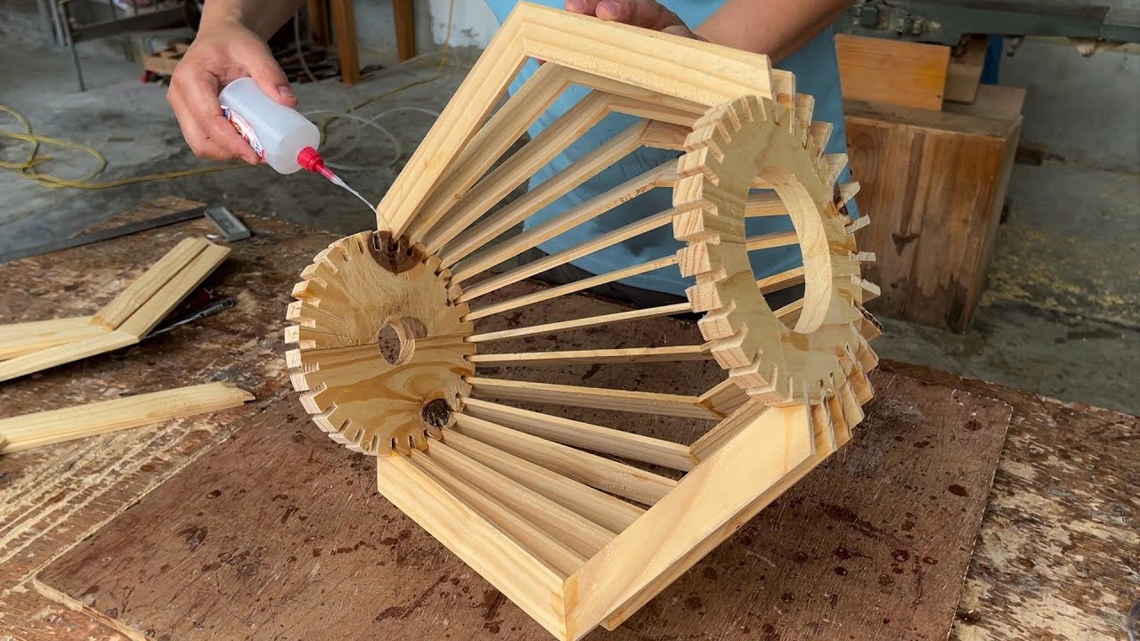 Woodworking Plans and Projects for Beginners   Make This Simple, Attractive Lamp With Wood Scraps