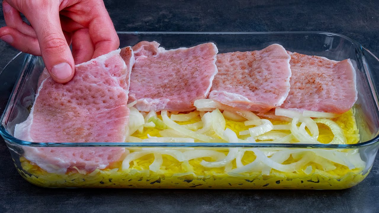 Csak így fogod készíteni a sertés húst krumplival!