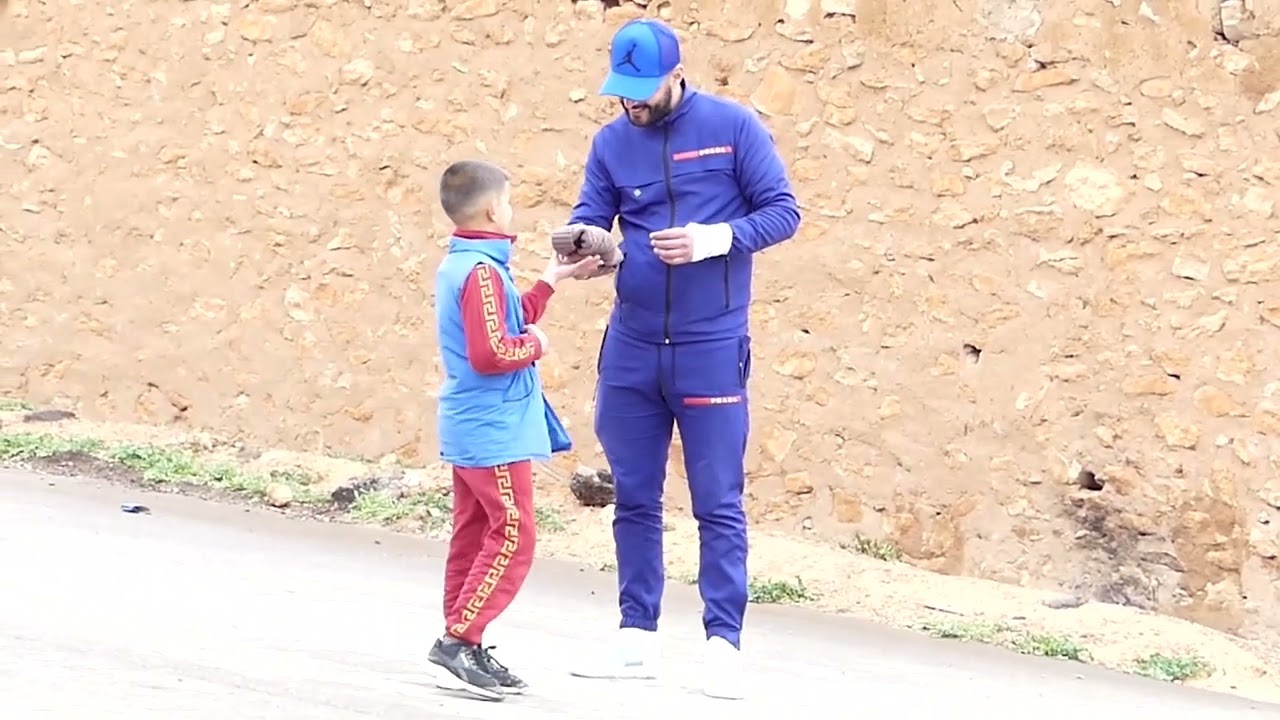 مااا قدرتش ننسا هذا الفيديو ... #الدمعة_طيحلك_من_هذا_الموقف😥😥