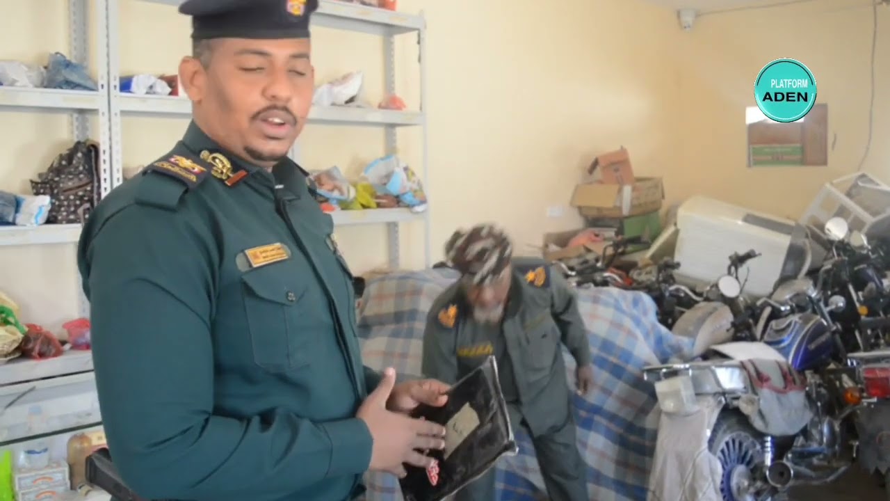 وحيث تلمسنا من المكلاانجازتهم ومعوقاتهم وخططهم المستقبليةرائد/عبدالله لحمدي مديرعام مكافحة المخدرات 