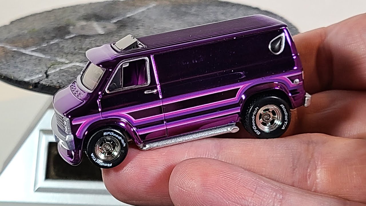 Just Arrived! 70s Dodge Tradesman Van (Hot Wheels RLC Exclusive)