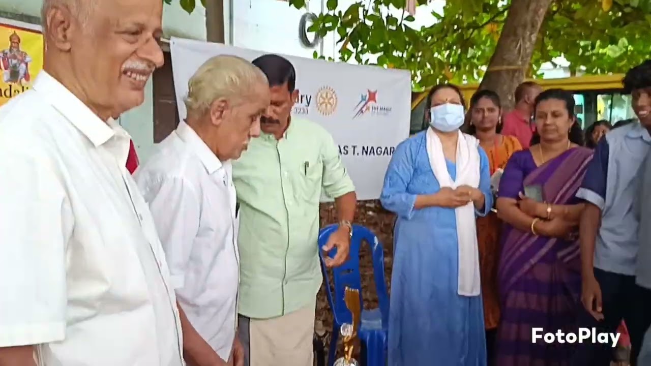 SREE KANNAN BHAJAN MANDALI given SPORTSWEAR & CAPS to school sports students on 15.10.2025 