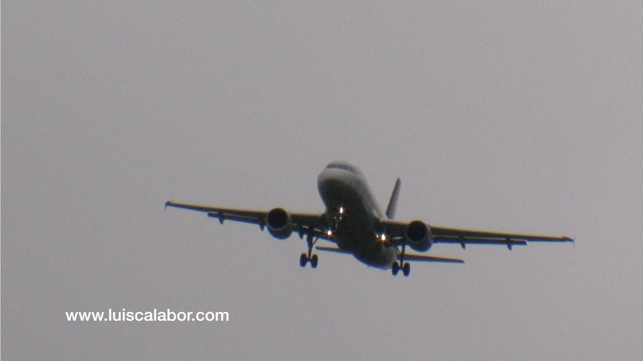 Scary Plane Landing in Bilbao,LEBB.Crosswind.