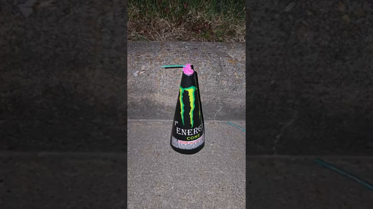 7-дюймовый конусный фонтан Monster Energy #Dejay314 #фейерверк
