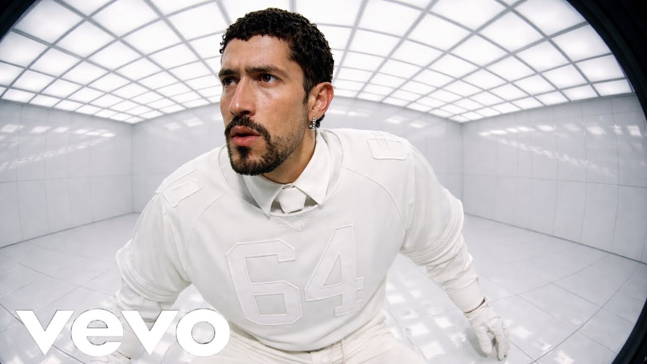 Bad Bunny - Criminal (Official Music Video) 
