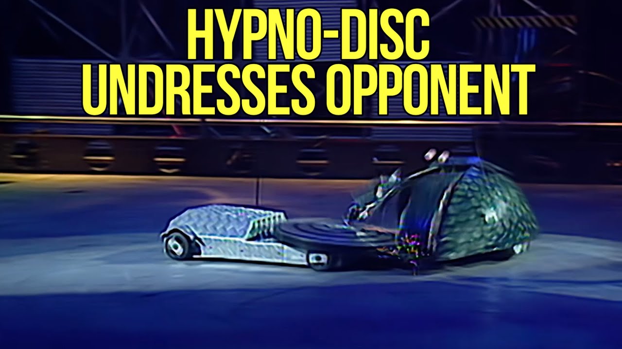 Hypno-Disc helps undress Robogeddon | Robot Wars Clips