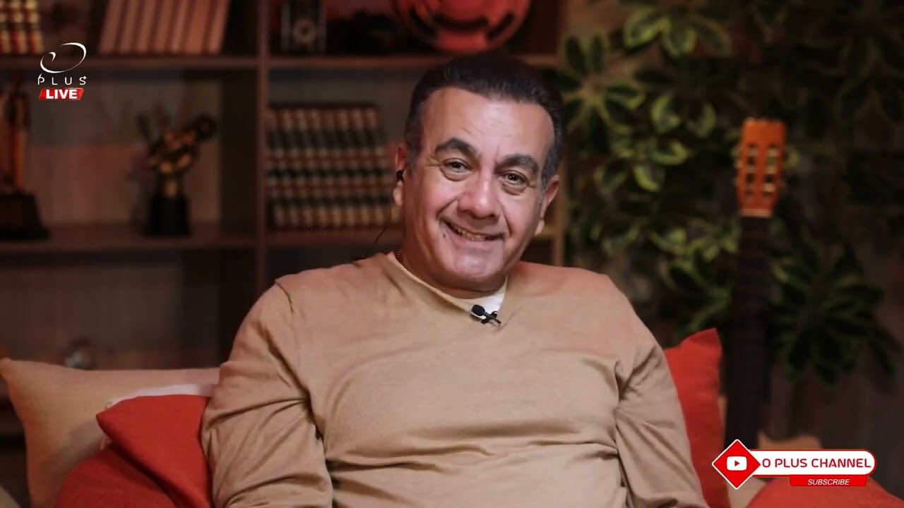 جوزي بيخوني كل شهر أو شهرين من ستات... وأسامة منير يرد: بيجبهم منين