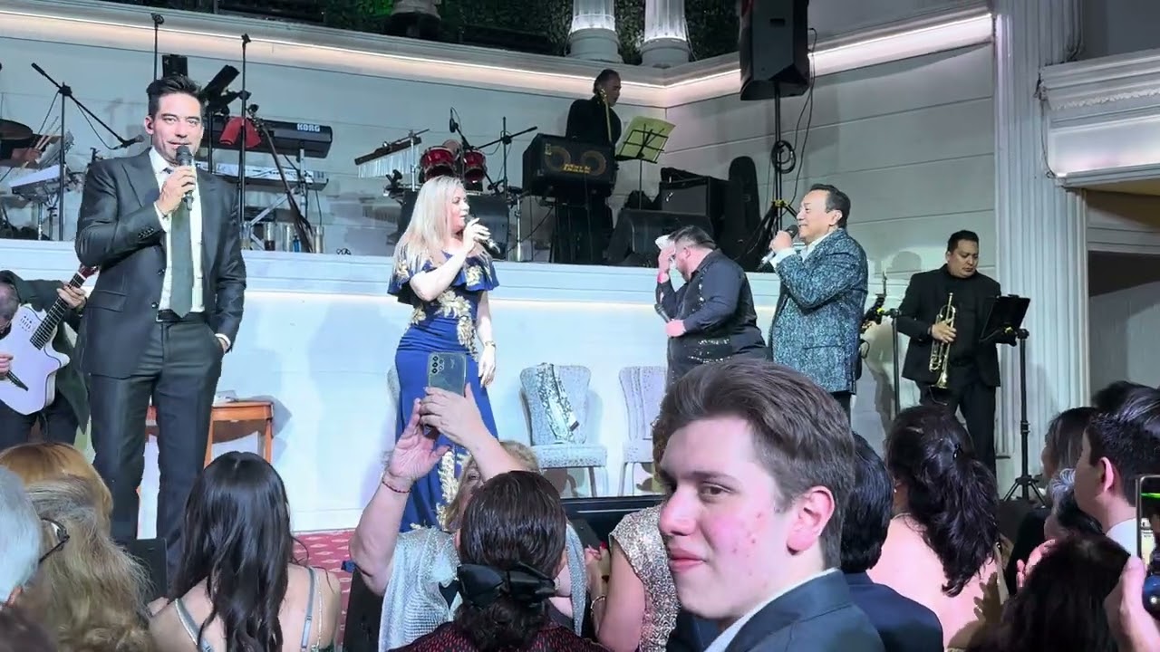 BIENVENIDO 2024 CON UN CONCIERTO ESPECIAL DE TALLA VIP CON CARLOS CUEVAS, ARANZA Y RICARDO CABALLERO