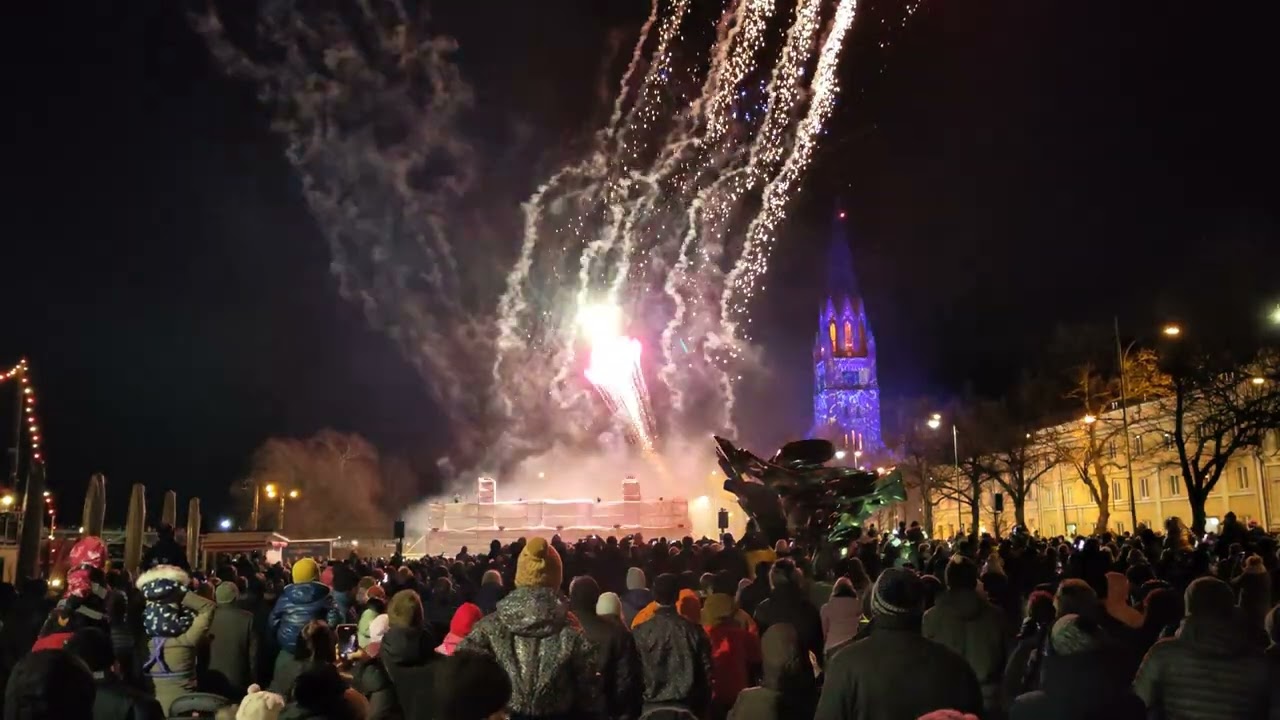 Pyroshow Porin Etel&auml;rannassa 31.12.2024