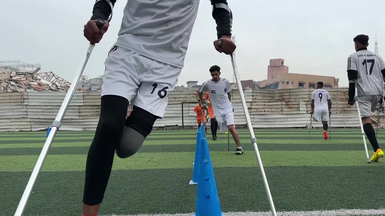 لاعبو كرة القدم مبتورو الأطراف يواصلون التدرّب في غزة رغم الظروف الصعبة ونقص الإمكانيات