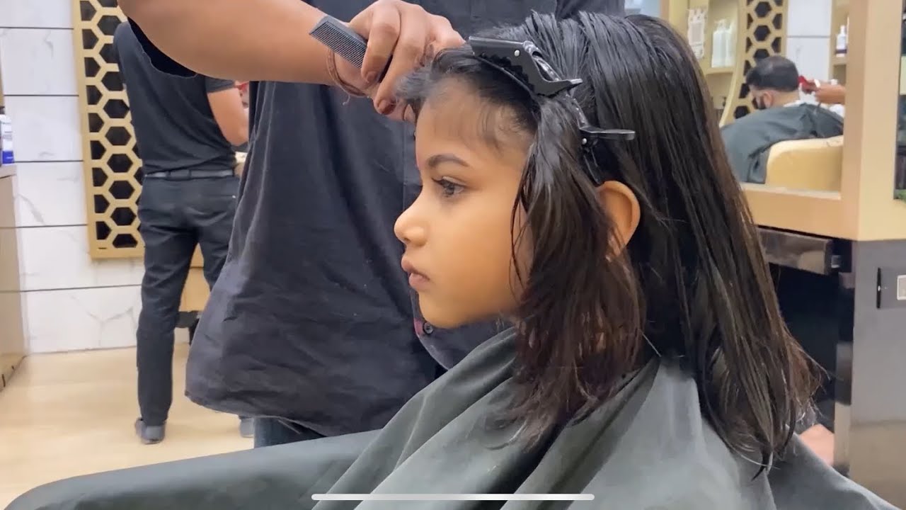 Poorvi ko new hair cut mil Gaya