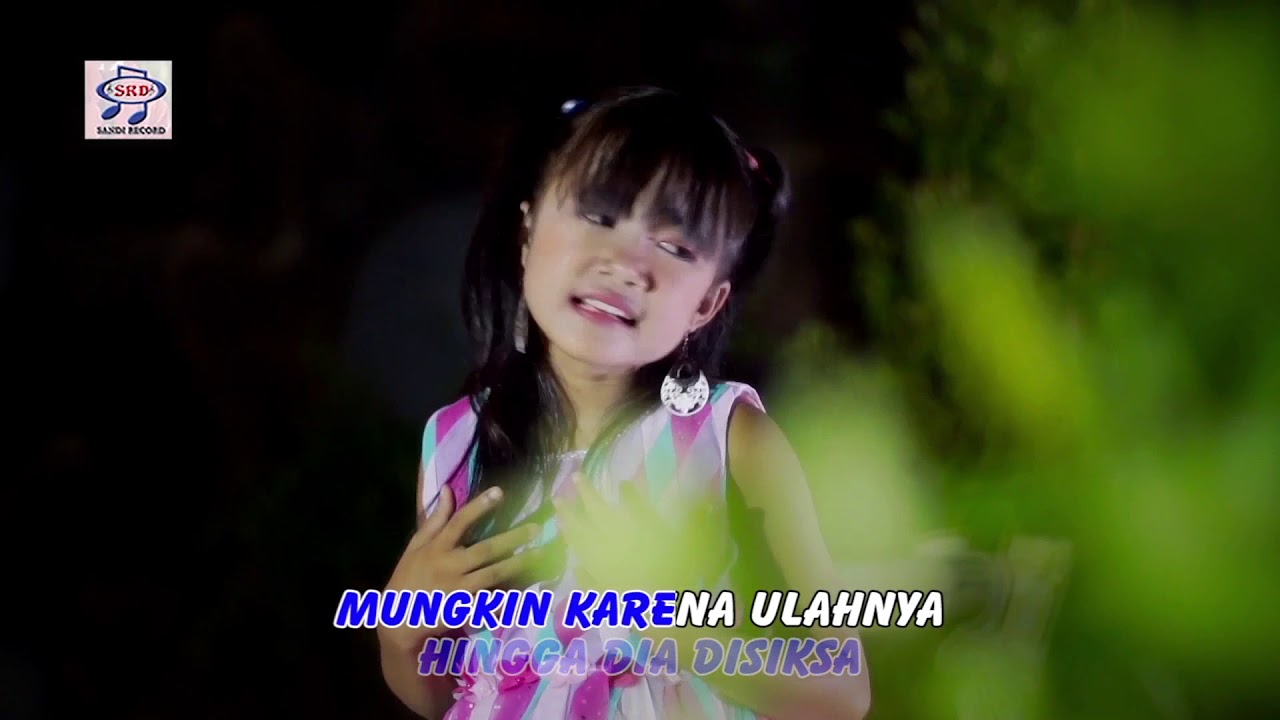 Zainatul Hayat (Ina) Anak Yang Malang [Official Music Video]