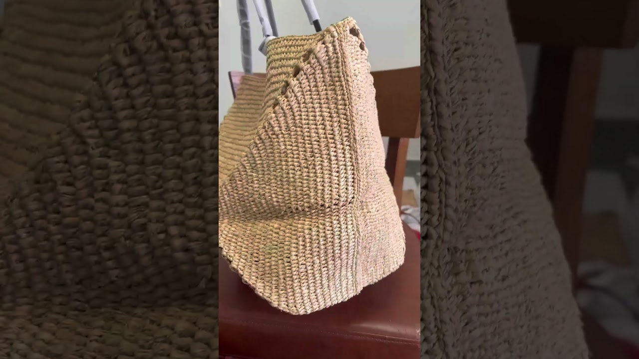 Loewe#medium size Puzzle fold Straw handbag #Loewe Bags # Luxury # Fashion # Bags #Loewe#