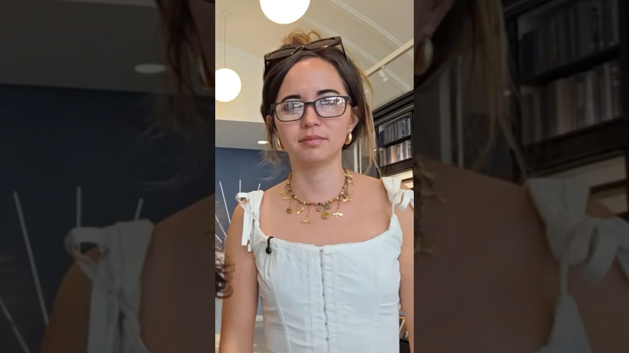 🤓 #mayahiga #extraemily #glasses #streamer #shorts