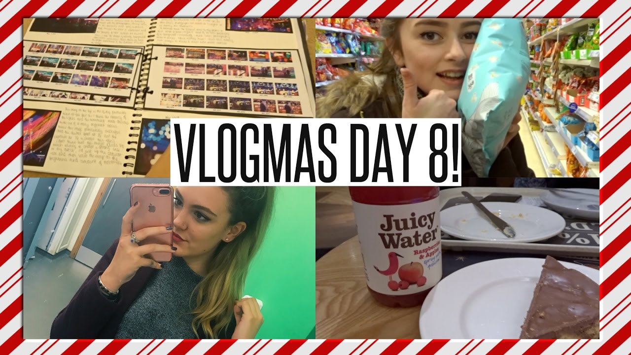 Christmas Decoration Tour + Photography A Level! | Vlogmas Day 8!