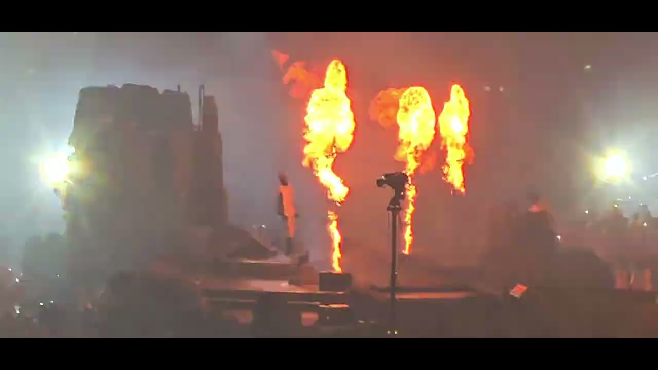 Travis Scott live at Gelredome, Arnhem (NL) - FE!N (another fan on stage) - 30 June 2024