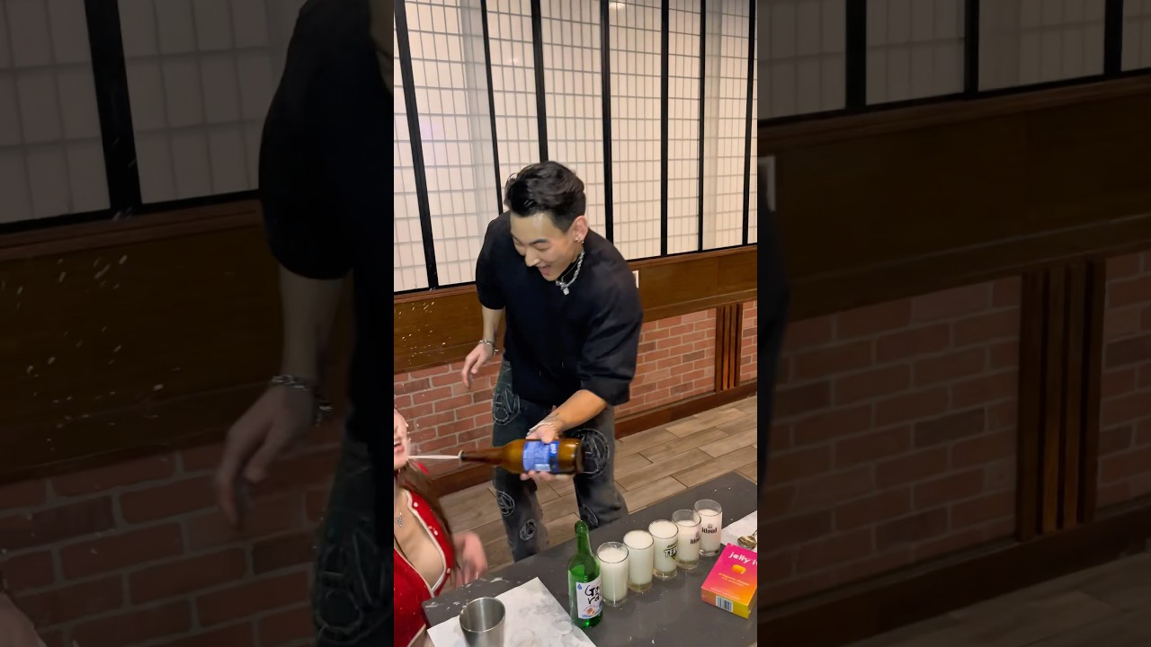 How to make Korean sojubombs! #soju #beer #cocktail #sojucocktail ​@Joinwhazel @JustinParkOfficial