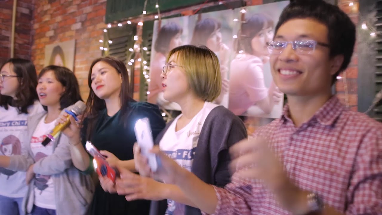 Mình cùng nhau đóng băng Thùy Chi và Fanclub