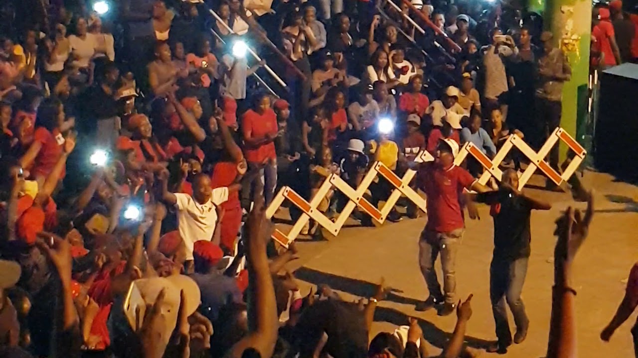 VUT eff students singing