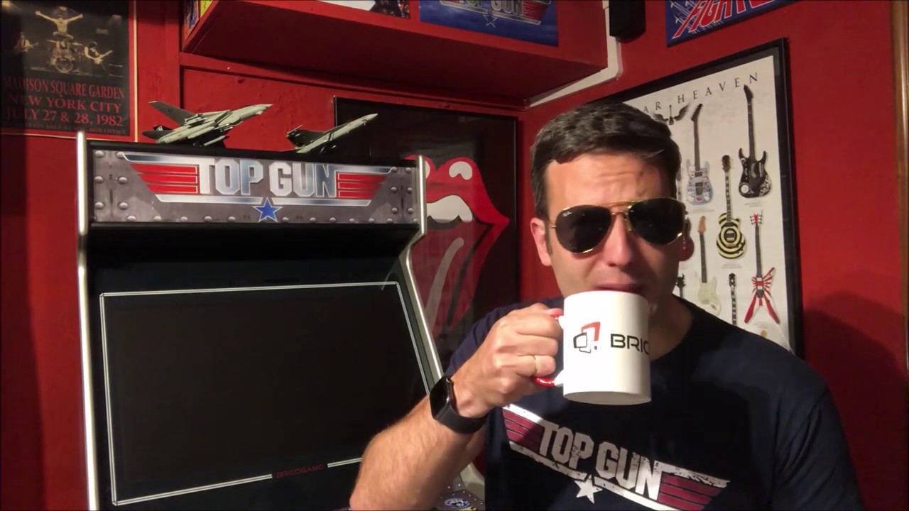 BRICOGAME Máquina recreativa Keyboy Ultra de temática Top Gun.